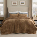 Bedsure Velvet Quilt King Size Set by BEDSURE