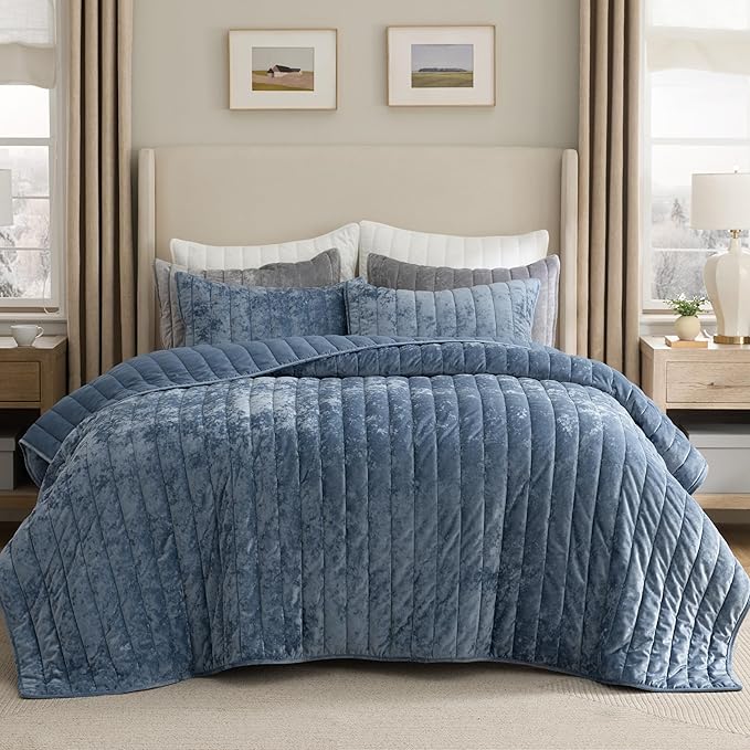 Bedsure Velvet Quilt Queen Size Set by BEDSURE