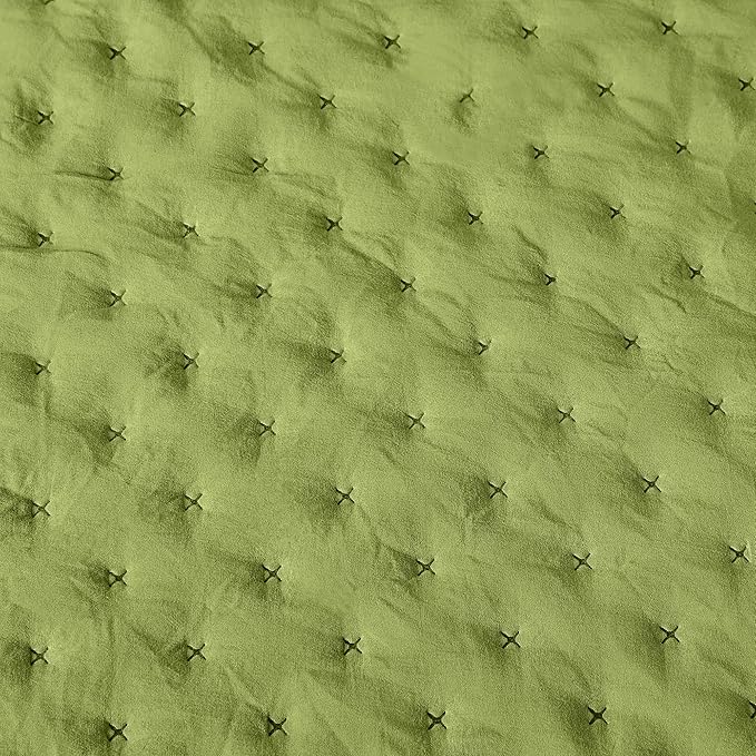 Amazon Basics Brushed Microfiber Quilt Set, Extra Soft - Image 4