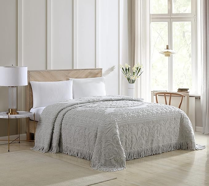 Beatrice Home Fashions Medallion Chenille Bedspread - Image 4
